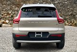 Used 2023 Volvo XC40 B5 Plus image 4