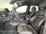 Used 2025 Porsche Macan image 5