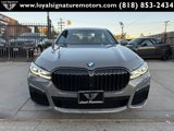 Used 2022 BMW 740i w/ M Sport Package image 2