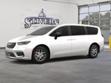New 2025 Chrysler Pacifica Select image 2