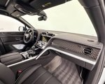 New 2025 Bentley Bentayga image 2