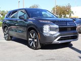 New 2025 Mitsubishi Outlander SE image 2