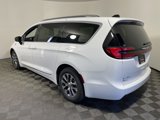New 2025 Chrysler Pacifica Pinnacle image 4