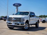 New 2025 Ford F250 4x4 Crew Cab Super Duty image 2