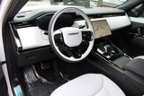 New 2025 Land Rover Range Rover Sport Dynamic SE image 4