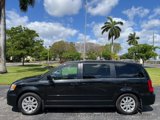 Used 2015 Chrysler Town & Country LX image 5