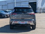 New 2025 Nissan Pathfinder Platinum image 4