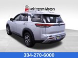 New 2025 Nissan Pathfinder SL image 3
