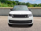 New 2025 Land Rover Range Rover SE image 2