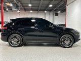 Used 2022 Porsche Cayenne S w/ Premium Package image 5
