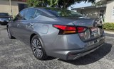 Used 2023 Nissan Altima 2.5 SV image 3