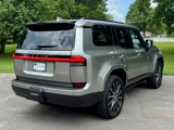 Used 2024 Lexus GX 550 image 3