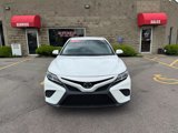 Used 2020 Toyota Camry SE image 2