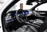 Used 2024 BMW i7 xDrive60 w/ Executive Package image 3