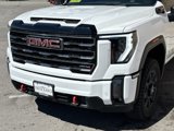 Used 2024 GMC Sierra 2500 AT4 image 4