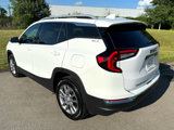 Used 2024 GMC Terrain SLT image 3