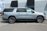 New 2025 Chevrolet Suburban High Country image 3