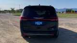 Used 2021 Chrysler Pacifica Limited w/ Uconnect Theater Family Group image 3
