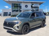 New 2025 Volkswagen Atlas Peak Edition SE image 2
