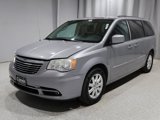 Used 2014 Chrysler Town & Country Touring image 5