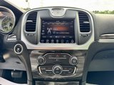 Used 2022 Chrysler 300 Touring w/ Sport Appearance Package image 4