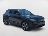 Used 2022 Volvo XC40 P8 Recharge Plus image 3