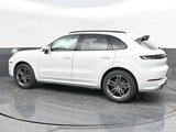 New 2025 Porsche Cayenne image 3