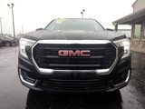Used 2023 GMC Terrain SLE w/ Driver Convenience Package image 3