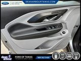 Used 2024 GMC Terrain SLT w/ Tech Package image 4