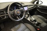 Certified 2025 Porsche Macan Turbo image 4
