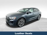 Used 2024 Audi Q8 e-tron Premium Plus w/ Premium Plus Package image 4