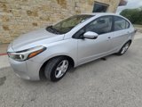Used 2018 Kia Forte LX image 2