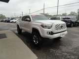 Used 2019 Toyota Tacoma Limited image 3