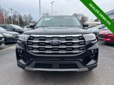 Used 2025 Ford Explorer Active w/ Active Comfort Package image 3