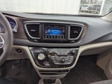Used 2018 Chrysler Pacifica Touring Plus image 4