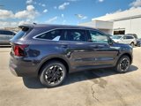 New 2025 Kia Sorento S image 2