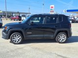 Used 2018 Jeep Renegade Latitude w/ Cold Weather Group image 2