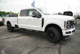 New 2025 Ford F250 Lariat image 3