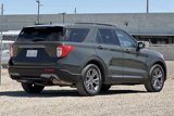 Used 2022 Ford Explorer XLT w/ Equipment Group 202A image 4