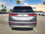 Used 2024 Mitsubishi Outlander SE image 4
