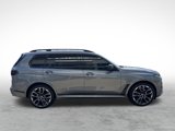 Used 2023 BMW X7 M60i image 4