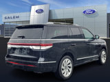 Used 2024 Lincoln Navigator Premiere image 4