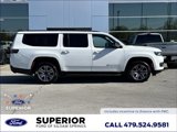Used 2024 Jeep Wagoneer L 4WD w/ Premium Group I image 2