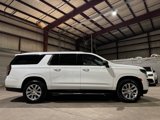 Used 2023 Chevrolet Suburban Premier image 4