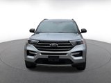 Used 2024 Ford Explorer XLT w/ Equipment Group 202A image 3