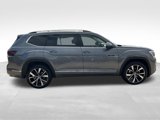 New 2025 Volkswagen Atlas SEL Premium R-Line image 3