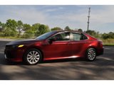 Used 2020 Toyota Camry LE image 3
