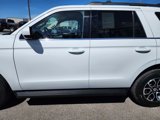 Used 2024 Ford Expedition XLT image 5