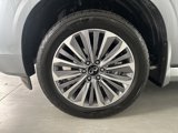 New 2025 INFINITI QX80 Sensory image 5