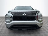 New 2025 Mitsubishi Outlander ES image 2